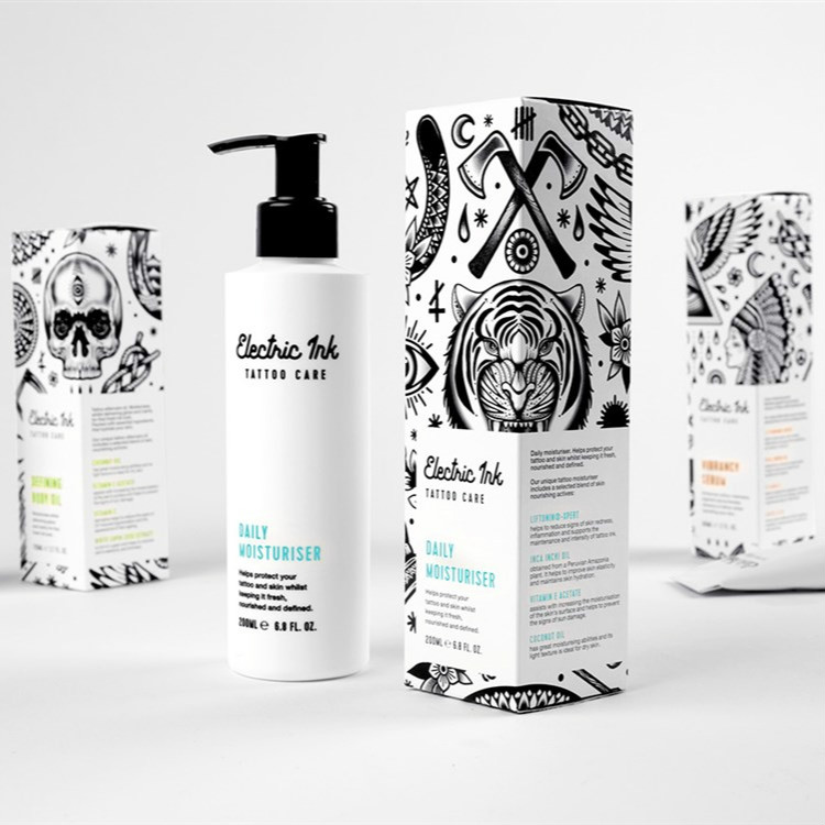 高檔化妝品瓶生產(chǎn)廠家告訴你，我國PET瓶塑料成型設備的現(xiàn)狀及發(fā)展方向