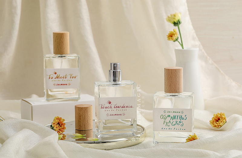 小香氛的大生意：御梵們?nèi)绾螕纹鸢賰|香氛市場(chǎng)？