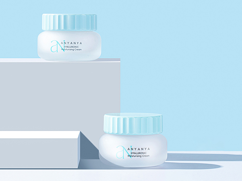 又一千億級(jí)市場(chǎng)在國(guó)人臉上誕生，它會(huì)是國(guó)產(chǎn)護(hù)膚品彎道超車的新機(jī)會(huì)？