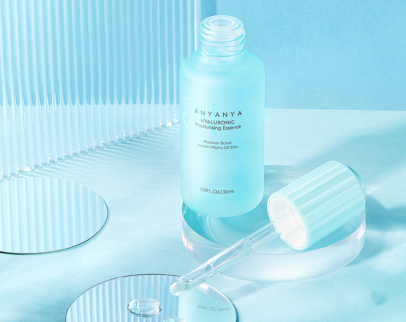 又一千億級(jí)市場(chǎng)在國(guó)人臉上誕生，它會(huì)是國(guó)產(chǎn)護(hù)膚品彎道超車的新機(jī)會(huì)？