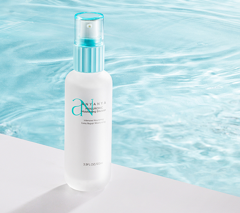 又一千億級(jí)市場(chǎng)在國(guó)人臉上誕生，它會(huì)是國(guó)產(chǎn)護(hù)膚品彎道超車的新機(jī)會(huì)？