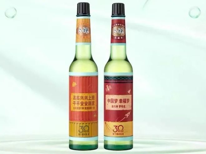 爺青回！六神換包裝了？這設(shè)計(jì)真“考古”！