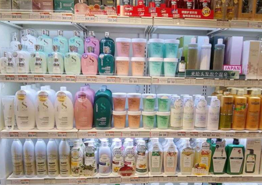 這屆年輕人，還在為買洗發(fā)水頭疼